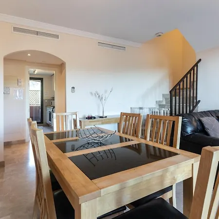 Apartment Duplex *