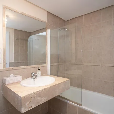 Duplex Διαμέρισμα Εστεπόνα