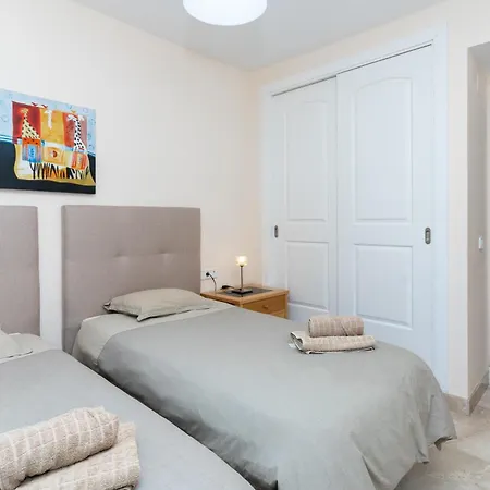 Duplex * Εστεπόνα